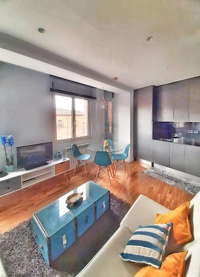 Apartamento Wamba - La Catedral Oviedo Luaran gambar