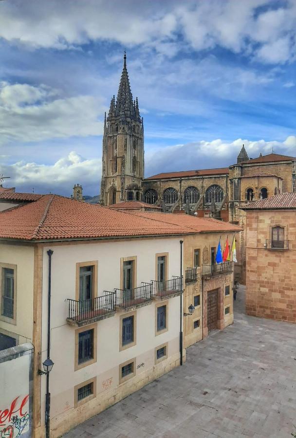 Apartamento Wamba - La Catedral Oviedo Luaran gambar